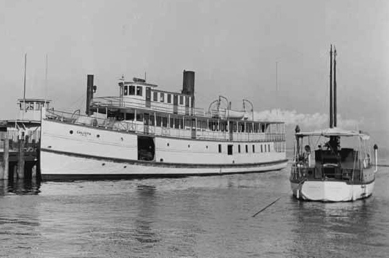 "Calista (steamboat)" by Source. Licensed under Fair use via Wikipedia - https://en.wikipedia.org/wiki/File:Calista_(steamboat).jpeg#/media/File:Calista_(steamboat).jpeg